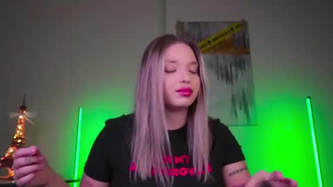 Violla online show from February 2025 07:47:02 AM