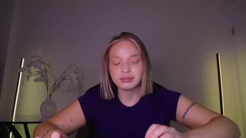 Violla online show from September 2025 10:06:01 AM