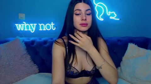 viollinalv online show from January 2025 08:47:02 AM