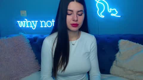 viollinalv online show from January 2025 05:51:02 AM