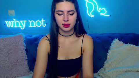 viollinalv online show from October 2025 04:43:02 AM