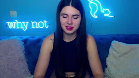 viollinalv online show from October 2025 04:55:01 AM