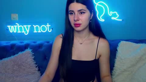 viollinalv online show from November 2025 05:40:01 AM