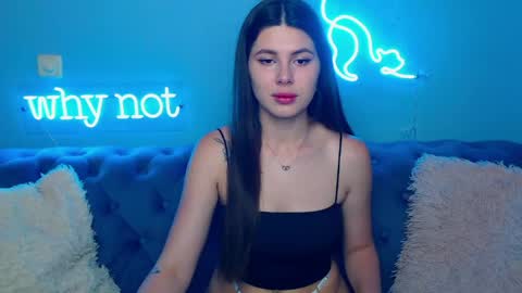 viollinalv online show from June 2026 04:35:02 AM