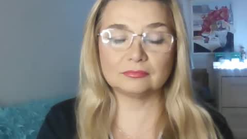 Vionerra online show from December 2025 08:58:02 PM