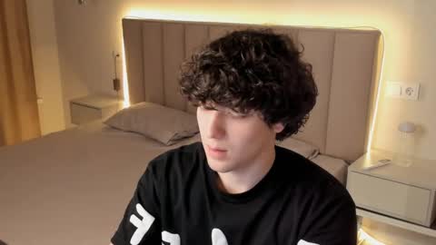 vip_person_ online show from March 2026 01:31:02 AM