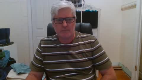 viper654321 online show from December 2024 09:00:01 AM