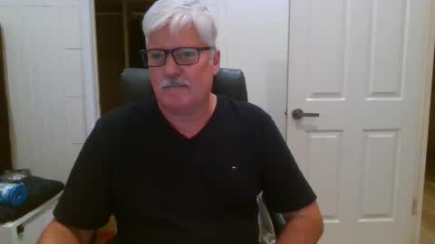 viper654321 online show from October 2025 08:57:02 AM