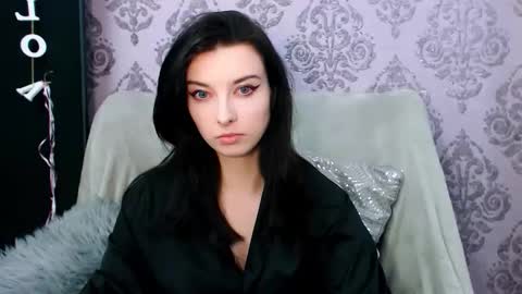 VirginLuna online show from November 2025 08:30:01 PM