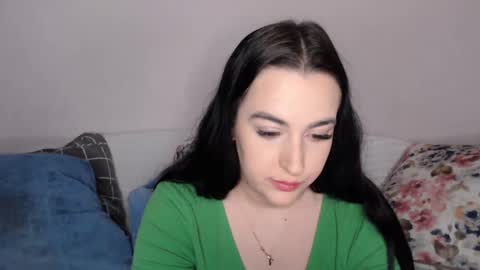 Vitalina online show from December 2024 04:17:01 PM