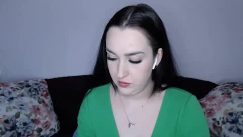 Vitalina online show from January 2025 11:37:02 AM