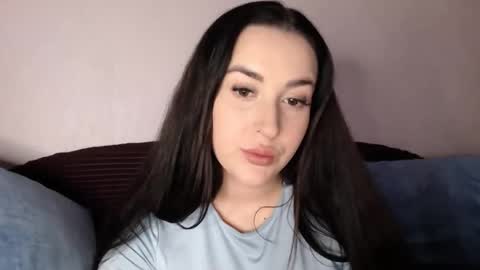 Vitalina online show from November 2025 11:10:02 AM