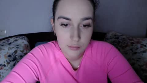 Vitalina online show from November 2025 02:43:02 PM