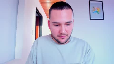 Vito Ferrer online show from March 2025 10:34:02 PM