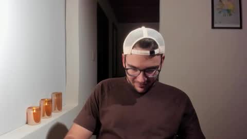 Vito Ferrer online show from November 2025 12:57:02 AM