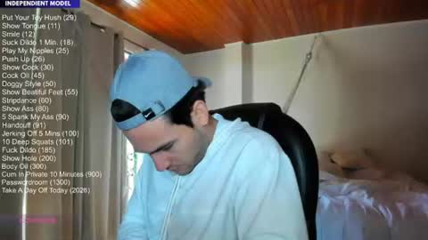 Snapshot of vito_ferrero chatting on July 2026 02:19:02 PM Vito Ferrer online show from July 2026 02:19:02 PM