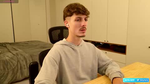 vitoraugustoxxx online show from March 2026 05:52:01 PM