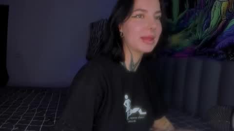 Vivi   online show from September 2025 07:21:02 AM