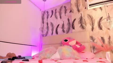 Viviana  online show from October 2025 11:49:01 PM