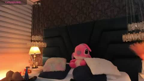 Viviana  online show from June 2026 11:05:02 PM