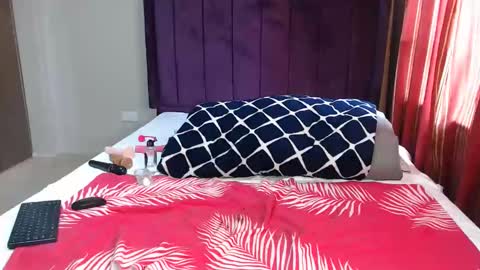 vivi_reeves online show from March 2026 12:12:02 PM