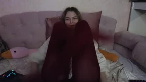 vivian_alison online show from April 2026 06:26:01 PM