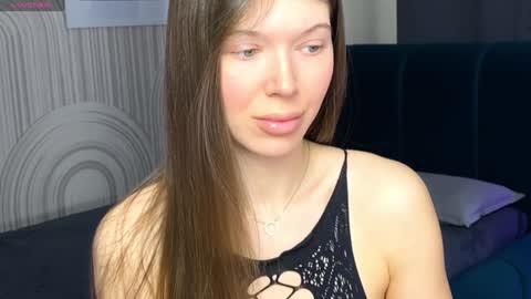 Vivian Evans online show from February 2025 12:31:02 AM