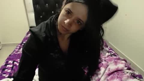 Snapshot of vivian_walt_ chatting on June 2026 05:43:02 AM melissa online show from June 2026 05:43:02 AM