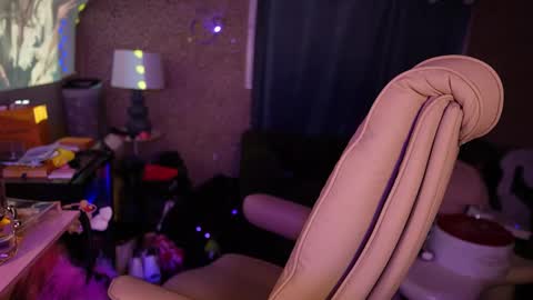 Vivi online show from April 2026 02:51:02 AM