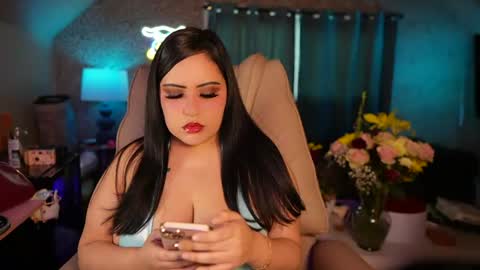 Snapshot of vivianaortega chatting on June 2026 11:18:01 PM Vivi online show from June 2026 11:18:01 PM