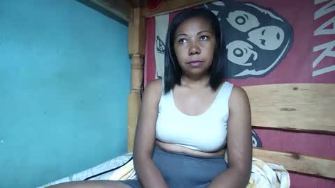 viviane0812 online show from March 2025 01:29:02 PM
