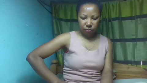 viviane0812 online show from October 2025 12:44:02 PM