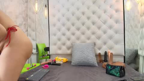 VivianRose online show from March 2026 04:05:02 AM