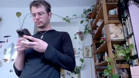 Viv online show from February 2025 09:06:02 AM