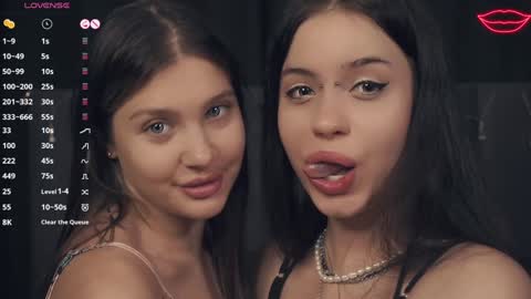 Snapshot of vivid_girls chatting on January 2025 08:15:02 AM Nelly and Mari online show from January 2025 08:15:02 AM