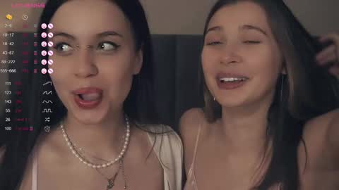 Snapshot of vivid_girls chatting on February 2025 01:40:01 PM Nelly and Mari online show from February 2025 01:40:01 PM