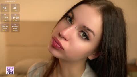 Snapshot of vivid_girls chatting on November 2025 07:42:02 AM Nelly and Mari online show from November 2025 07:42:02 AM