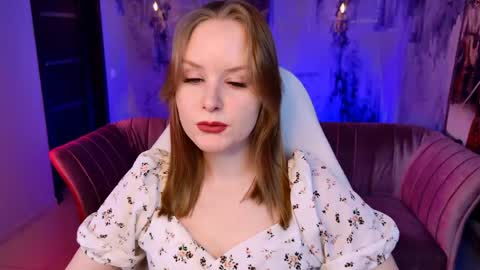 Snapshot of vivienleeigh chatting on May 2026 05:37:01 AM Vivien online show from May 2026 05:37:01 AM