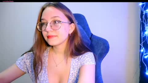 vivivivikkie online show from May 2026 09:23:01 PM