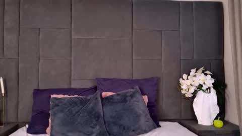 Vixsaria online show from March 2026 02:04:02 AM