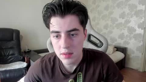 Snapshot of vlad1605 chatting on May 2026 10:53:01 AM Martin online show from May 2026 10:53:01 AM