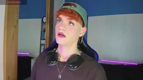 Vlad  online show from October 2025 02:59:02 PM