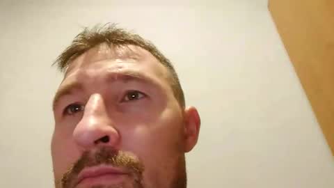 vladumyr online show from December 2025 07:54:02 PM