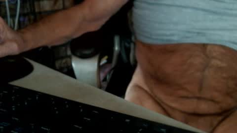 vnpg92 online show from February 2025 09:17:02 PM