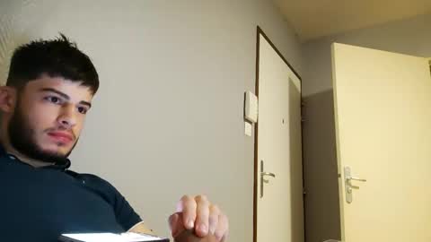 Snapshot of volquane chatting on October 2025 05:33:02 PM volquane online show from October 2025 05:33:02 PM