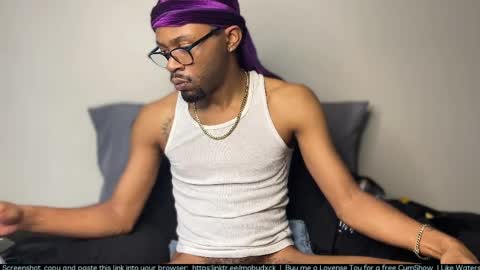 Snapshot of voodoodxck chatting on April 2026 11:15:02 PM voodoodxck online show from April 2026 11:15:02 PM