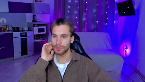 voody_voody online show from December 2024 05:23:02 PM