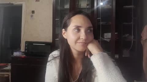 voulezvous_angel online show from October 2025 05:08:02 PM