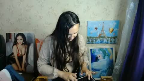 Snapshot of voulezvous_angel chatting on June 2026 05:10:02 PM voulezvous_angel online show from June 2026 05:10:02 PM