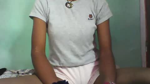 vounialdy online show from February 2025 12:28:01 PM